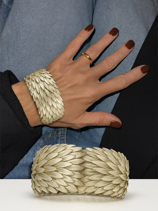 Leaf Embrace Bracelet